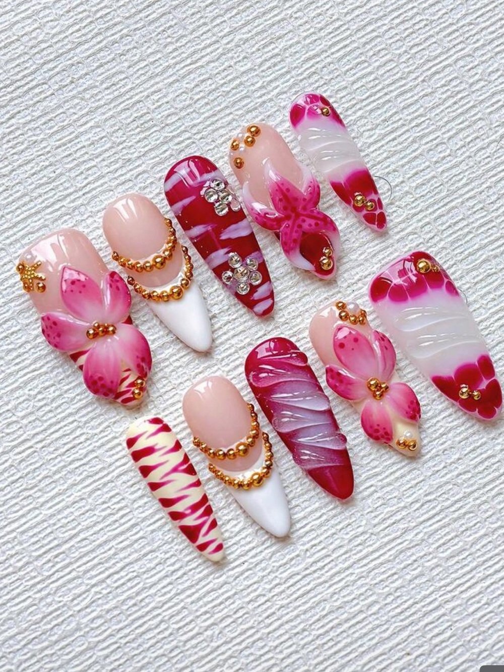 Floral Pink Press-On Nails Set with Gold Accents